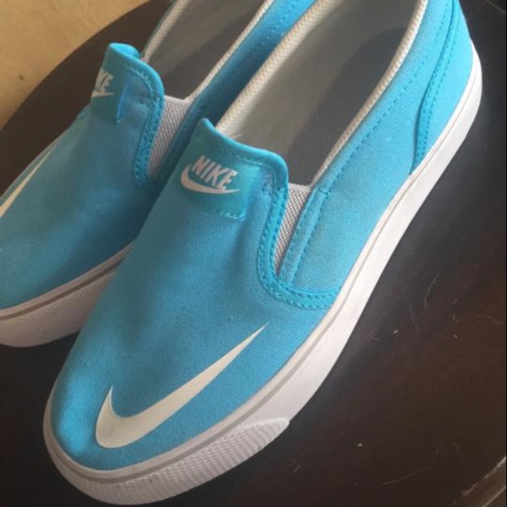 Nike slip ons
